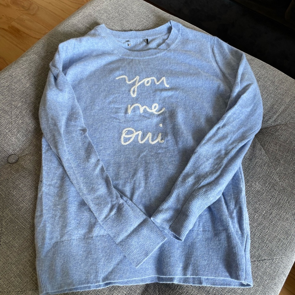 XS banana republic adorable crew neck sweater